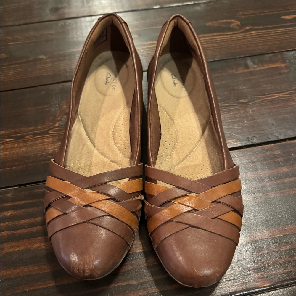 Clarks Brown and Tan Woven Slip-On Flats